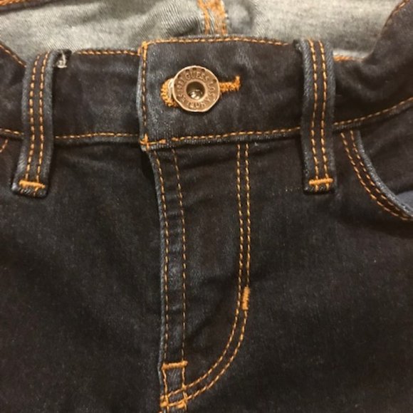 Guess Jeans - Picture 4 of 10